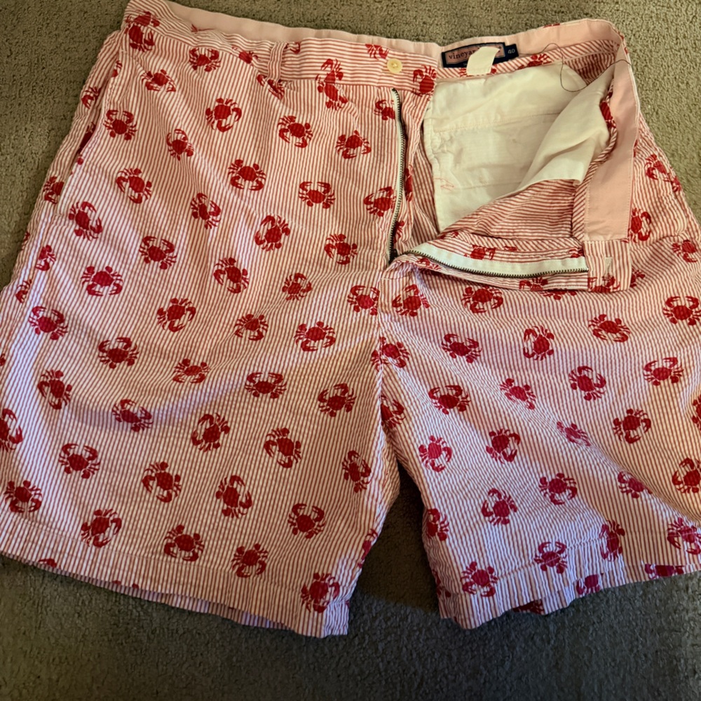 Vineyard Vines Pink and Red Crab Print Women's Shorts